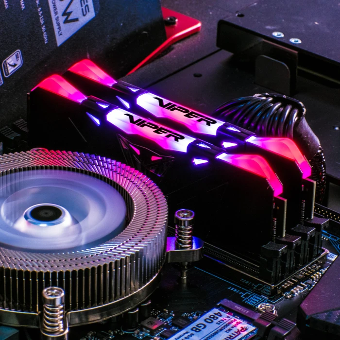 Patriot Viper RGB schwarz UDIMM 16GB, DDR4-3600, CL17-19-19-39