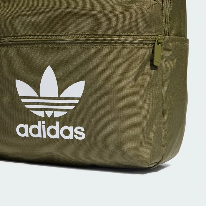 adidas Adicolor focus olive