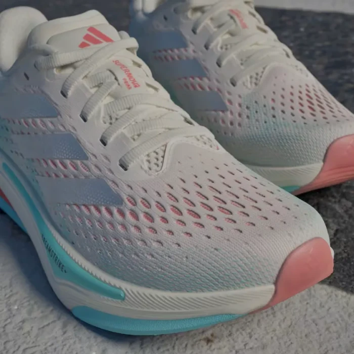adidas Supernova Prima off white/silver metallic/flash aqua (Damen)