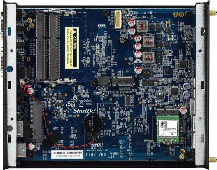 Shuttle XPC slim DS67U
