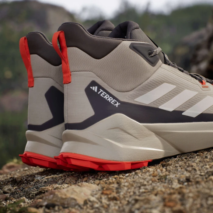 adidas Terrex Trailmaker 2.0 Mid GTX wonder beige/wonder white/charcoal (Herren)