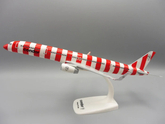 Herpa Condor Boeing 757-300 Passion D-ABOM