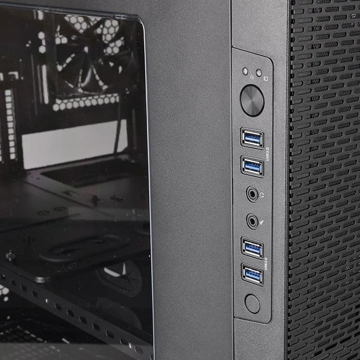 Thermaltake Core X9 schwarz, Acrylfenster