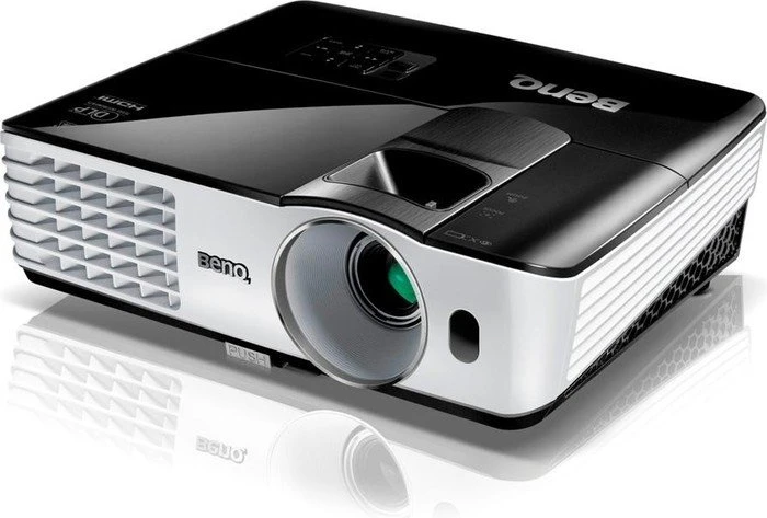BenQ TH681