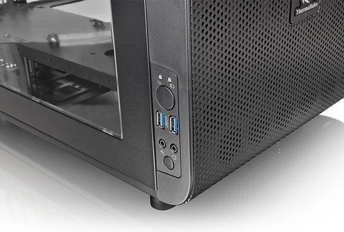 Thermaltake Core V21, Acrylfenster