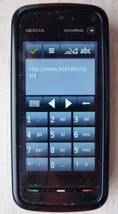 Nokia 5800 XpressMusic rot
