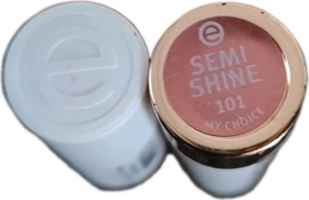 Essence This Is Me. Semi Shine Lipstick 101 my choice, 3.3g
