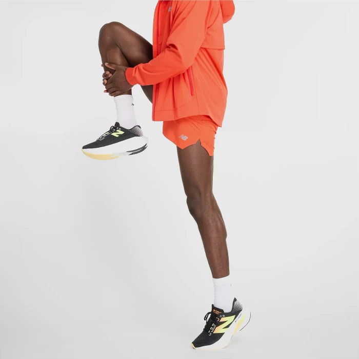 New Balance RC 5" Laufhose kurz neo flame (Herren)