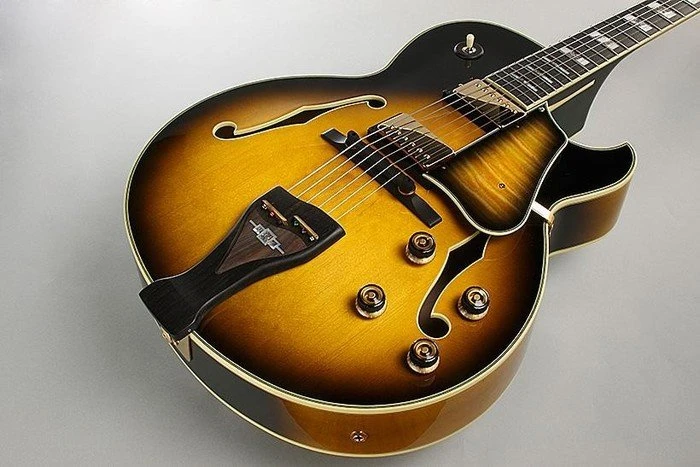 Ibanez LGB300 George Benson Signature VYS Vintage Yellow Sunburst