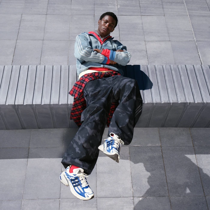 adidas Adistar XLG 2.0 hi-res blue/core black/off white