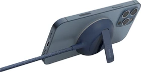 Belkin BoostCharge Pro tragbares drahtloses Ladepad mit MagSafe 15W blau