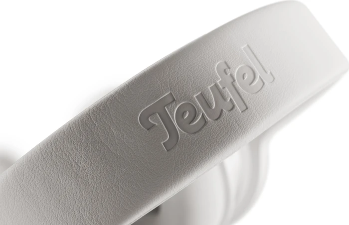 Teufel Real Blue pearl white