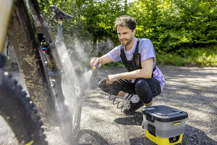 Kärcher Mobile Outdoor Cleaner OC 4 Akku-Niederdruckreiniger inkl. Akku