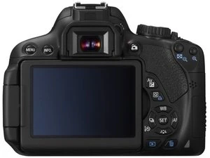 Canon EOS 650D mit Objektiv EF-S 18-55mm 3.5-5.6 IS II