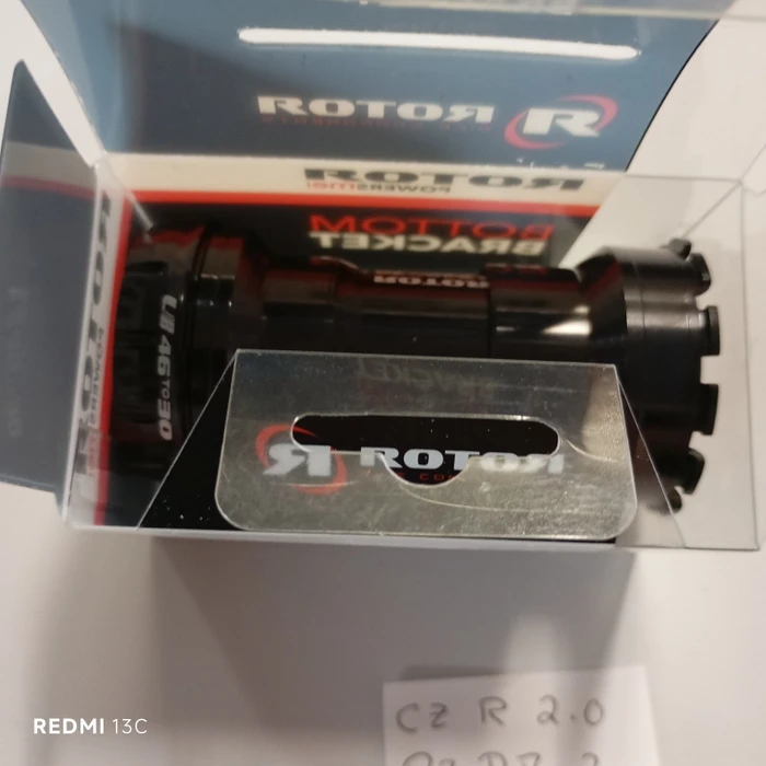 Rotor UBB 4630 Stahl 79mm Pressfit Innenlager schwarz