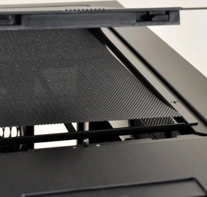 Lian Li PC-A61B schwarz