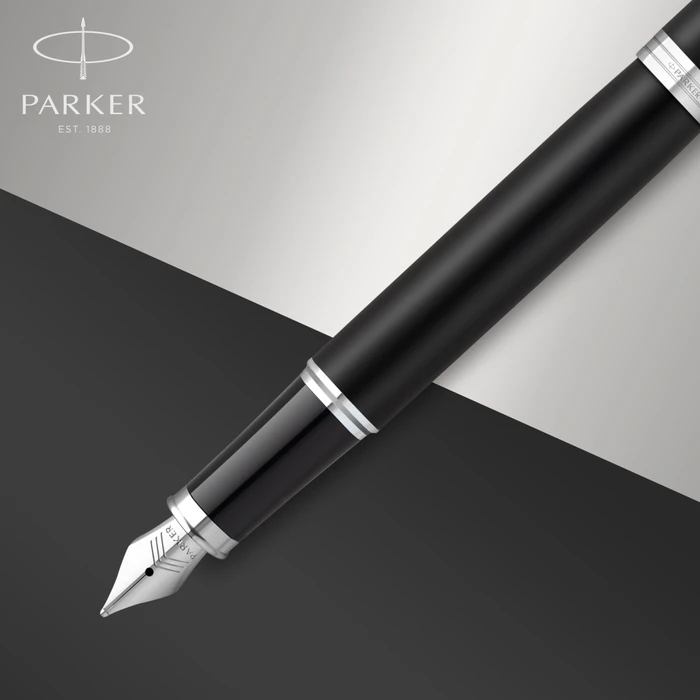 Parker IM matte black lacquer/chrome trim, rechte Hand, mittel, Geschenkbox