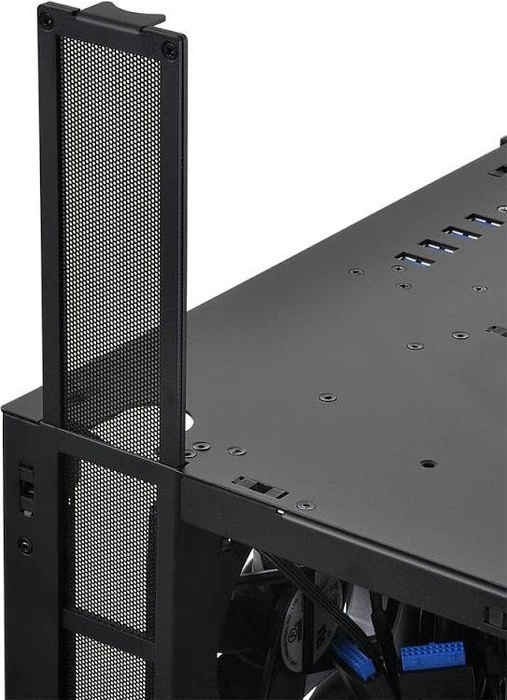 Lian Li PC-O8 schwarz, Glasfenster, RGB-Beleuchtung