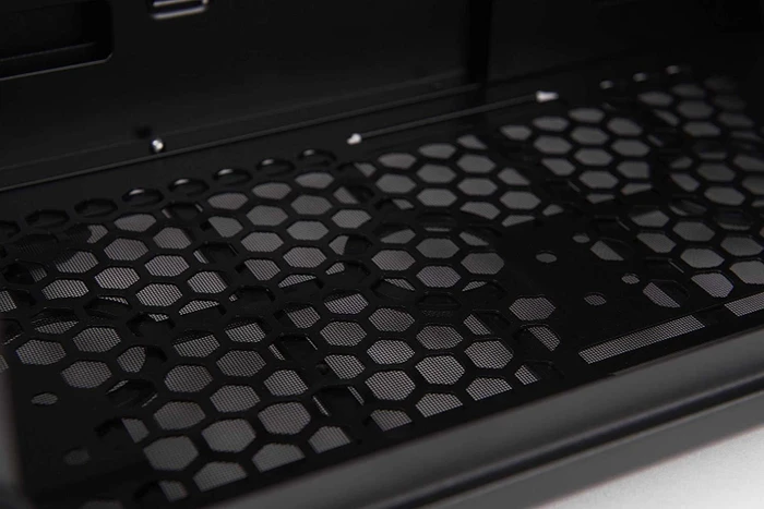 MetallicGear / MagniumGear Neo Mini schwarz, Glasfenster, Mini-ITX