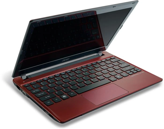 Acer Aspire One 756, rot, Pentium 997, 4GB RAM, 500GB HDD, DE