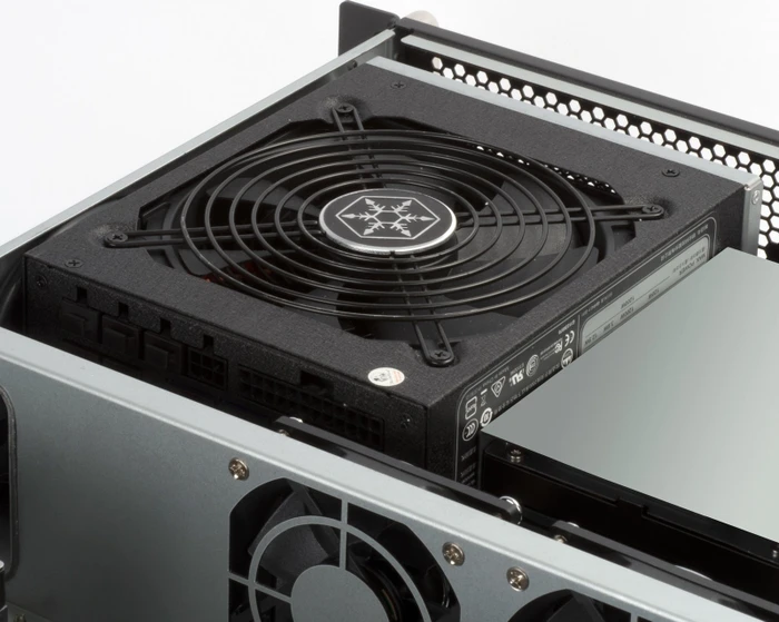 SilverStone RM23-502, Rackmount Storage, schwarz/grau, 2HE, ATX