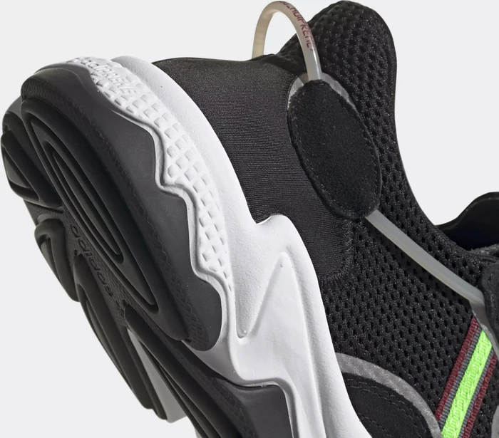 adidas Ozweego core black/solar green/onix (Herren)