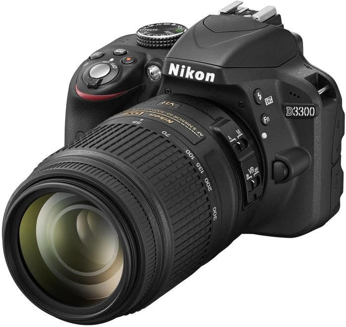 Nikon D3300 schwarz mit Objektiv AF-S DX 18-55mm 3.5-5.6 G II VR und AF-S DX 55-300mm 4.5-5.6 G ED VR
