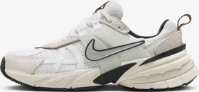 Nike V2K Run summit white/white/light orewood brown/chrome (Damen)