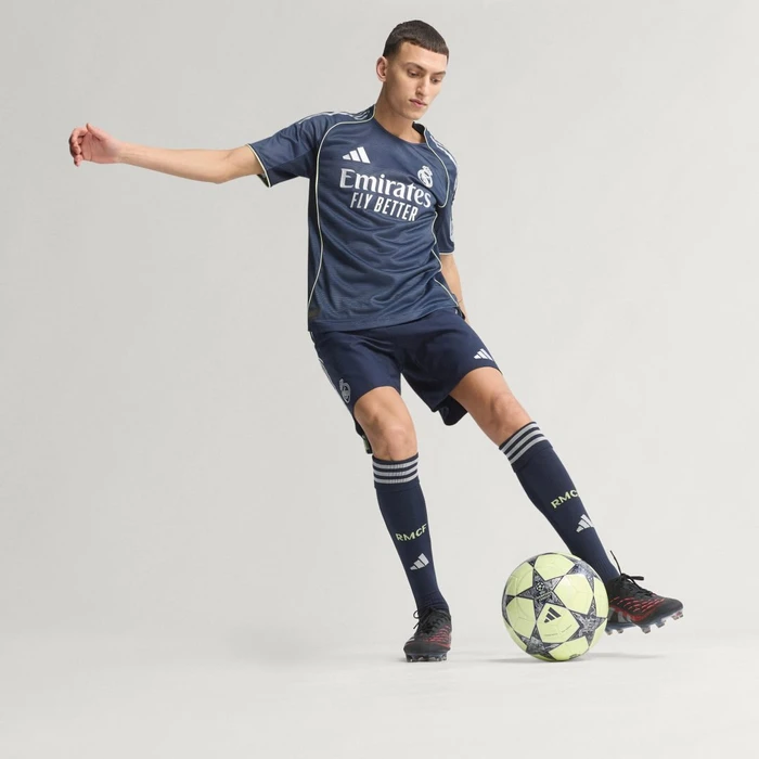 adidas Real Madrid Authentic 2025/2026 Auswärtstrikot kurzarm (Herren)