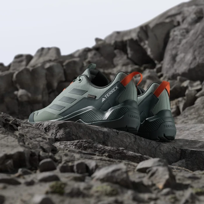 adidas Terrex Eastrail GTX silver green/legend ivy/semi impact orange (Herren)