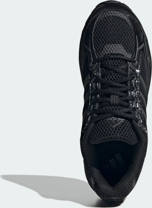 adidas Spiritain 2000 core black/grey six/carbon