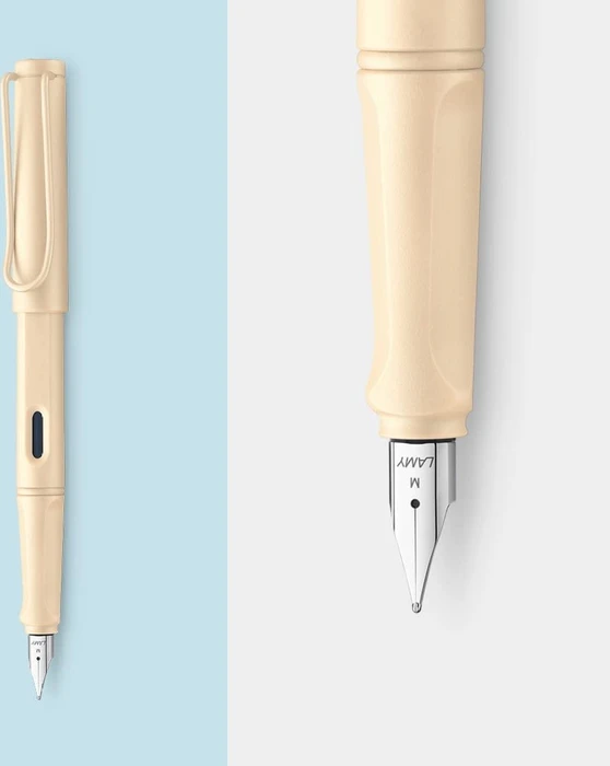 Lamy safari cozy cream, rechte Hand, mittel