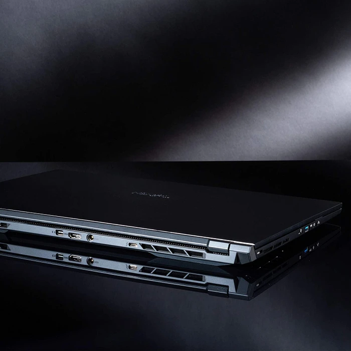Nexoc GC7 728IGS 20V1, Core i7-10750H, 8GB RAM, 512GB SSD, GeForce RTX 2080 SUPER Max-Q, DE