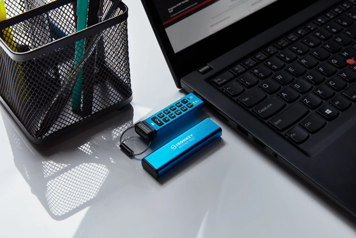 Kingston IronKey Keypad 200C 16GB, USB-C, USB 3.2 Gen 1×1