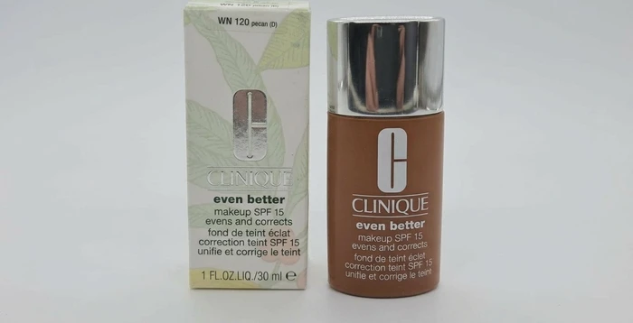 Clinique Even Better Evens and Corrects Makeup Foundation WN120 pecan LSF15, 30ml
