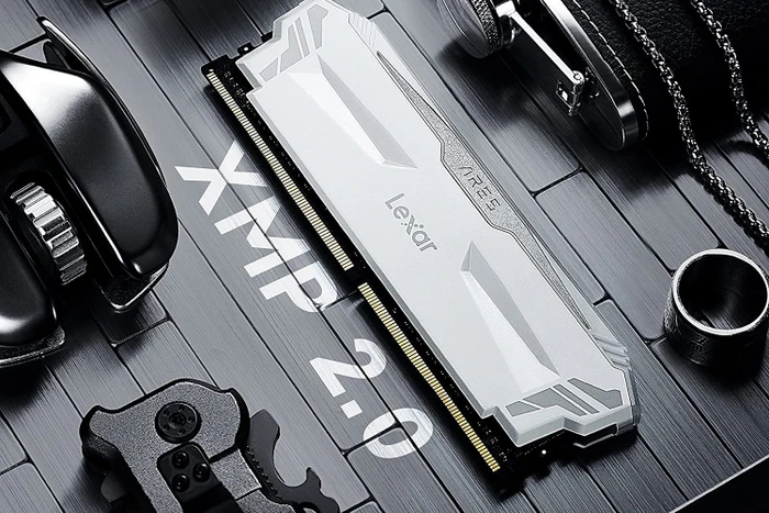 Lexar Ares RGB weiß UDIMM 16GB Kit, DDR4-3866, CL18-20-20-39