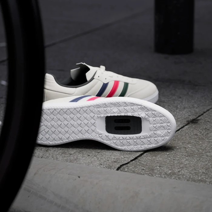 adidas The Cycling Velosamba Nature chalk white/lucid red/dark blue