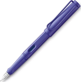 Lamy safari candy candy violett, rechte Hand, mittel