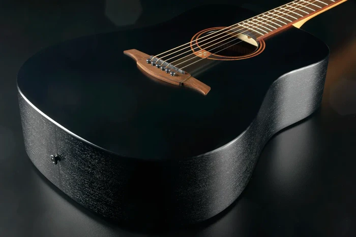 LAG Tramontane 70 Dreadnought Black Shadow