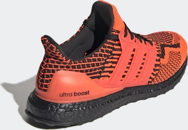 adidas Ultraboost DNA 5.0 solar red/core black (Herren)