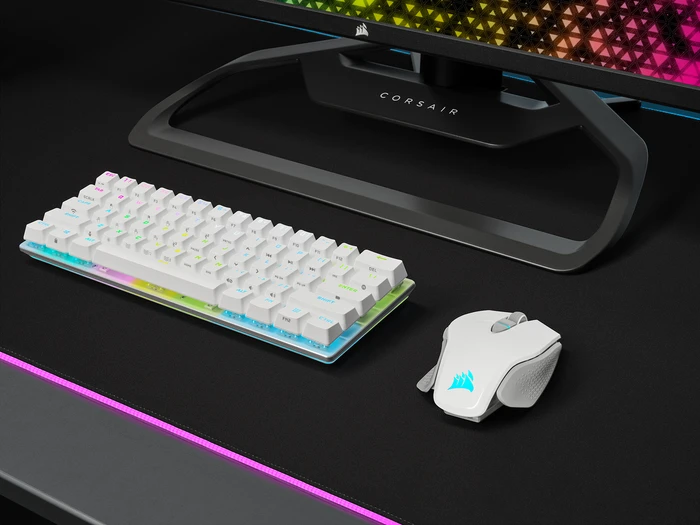 Corsair Gaming M65 RGB Ultra Wireless, weiß/hellgrau, USB/Bluetooth