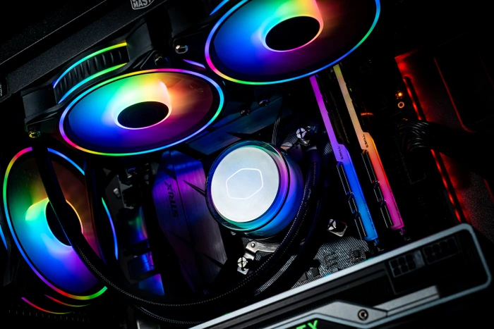Cooler Master MasterLiquid ML240 Illusion